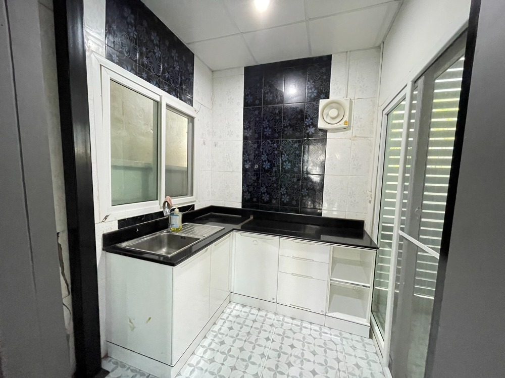 For SaleTownhomeSamut Prakan,Samrong : Best price in the project ✨ Townhome Pleno Sukhumvit - Bangna / 3 bedrooms (for sale), Pleno Sukhumvit - Bangna / Townhome 3 Bedrooms (FOR SALE) CJ262