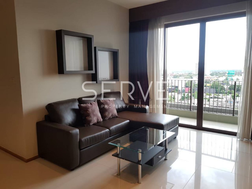 For RentCondoSukhumvit, Asoke, Thonglor : 1 Bed with Bathtub Large Room 65.35 sq.m. Good Location BTS Phrom Phong 800 m. at The Emporio Place Condo / Condo For Rent
