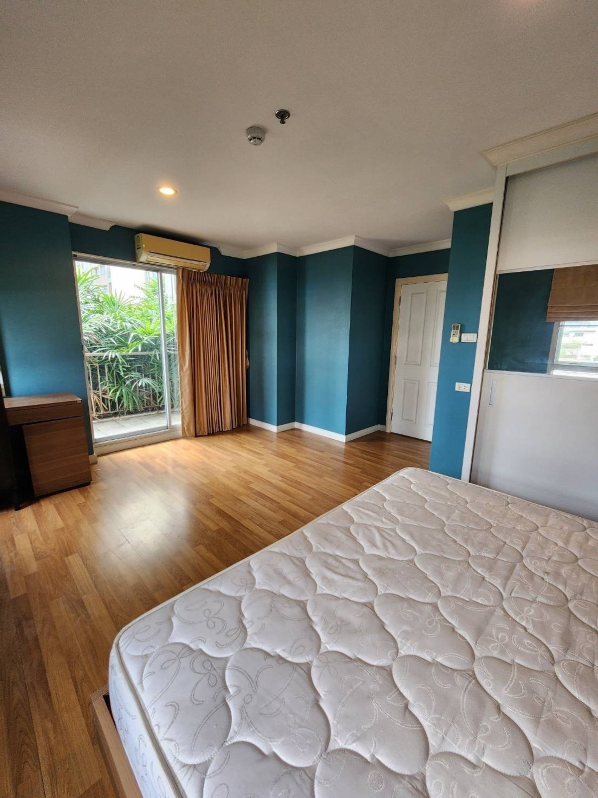 For RentCondoRama9, Petchburi, RCA : Lumpini Place Rama 9 | 2 bedrooms, beautifully decorated 📞 Line : @pukkhome (with @)