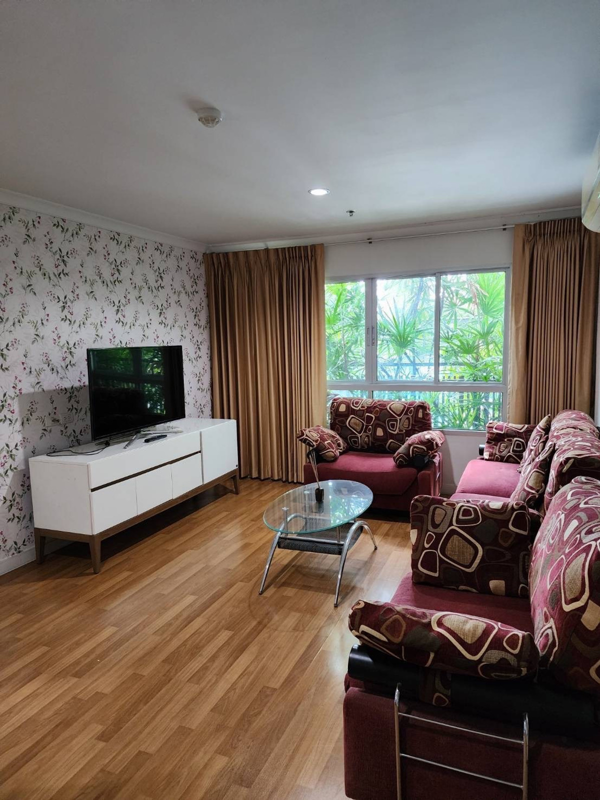 For RentCondoRama9, Petchburi, RCA : Lumpini Place Rama 9 | 2 bedrooms, beautifully decorated 📞 Line : @pukkhome (with @)