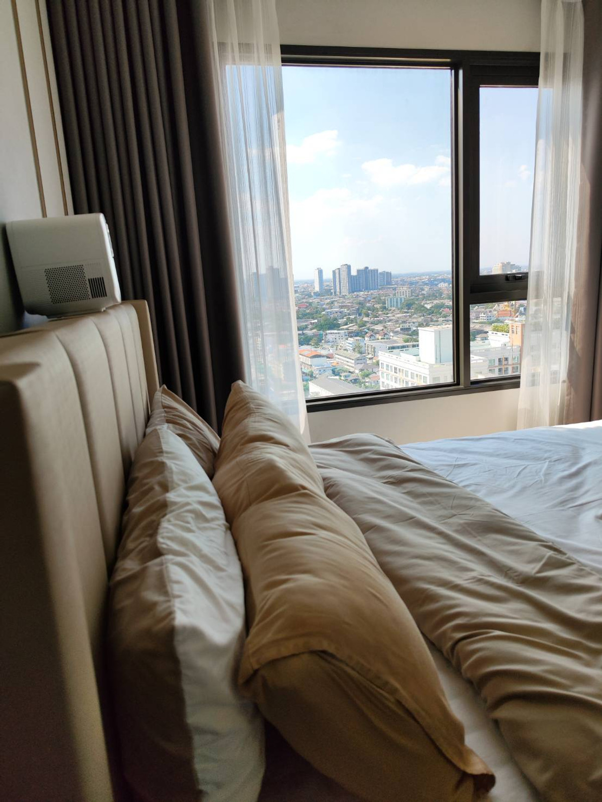 ให้เช่าคอนโดท่าพระ ตลาดพลู วุฒากาศ : ให้เช่า คอนโด Life Sathorn Sierra เพียง 150 เมตร จาก BTS สถานี ตลาดพลู