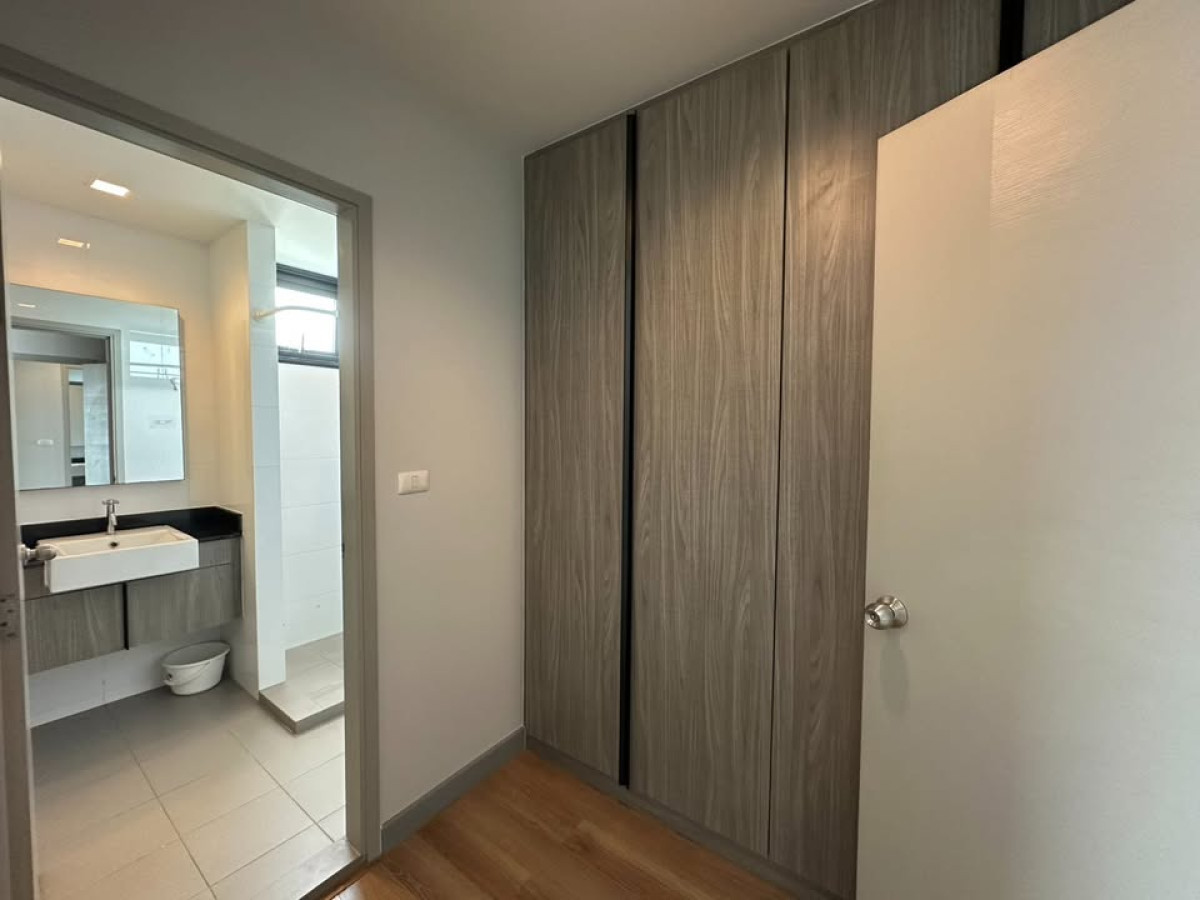 For SaleCondoLadprao, Central Ladprao : For Sale Condo , Chapter One Midtown Ladprao 24 , MRT-Lat Phrao , Chomphon , Chatuchak , Bangkok ,   CX-36536