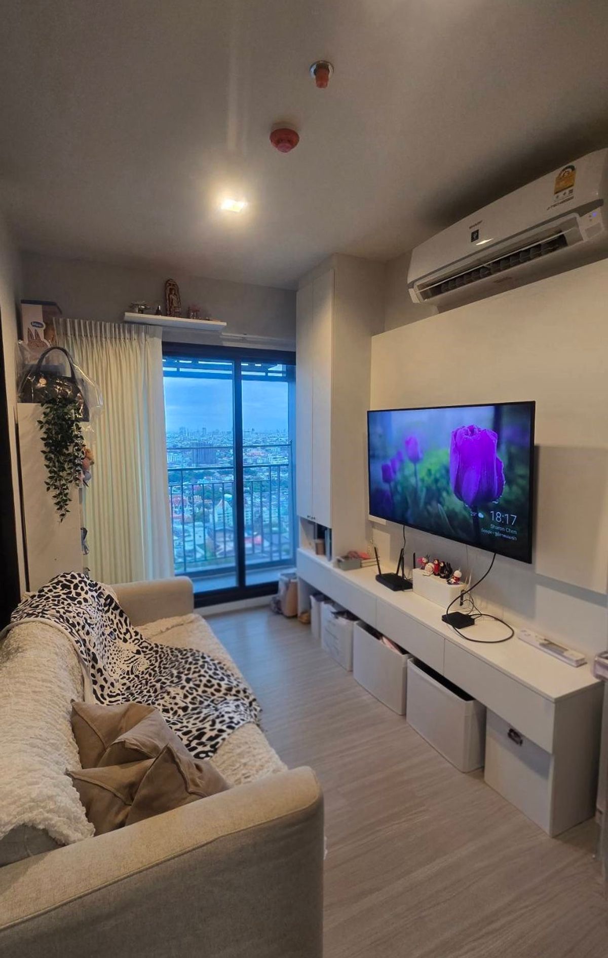 ให้เช่าคอนโดท่าพระ ตลาดพลู วุฒากาศ : ให้เช่า คอนโด Life Sathorn Sierra เพียง 150 เมตร จาก BTS สถานี ตลาดพลู