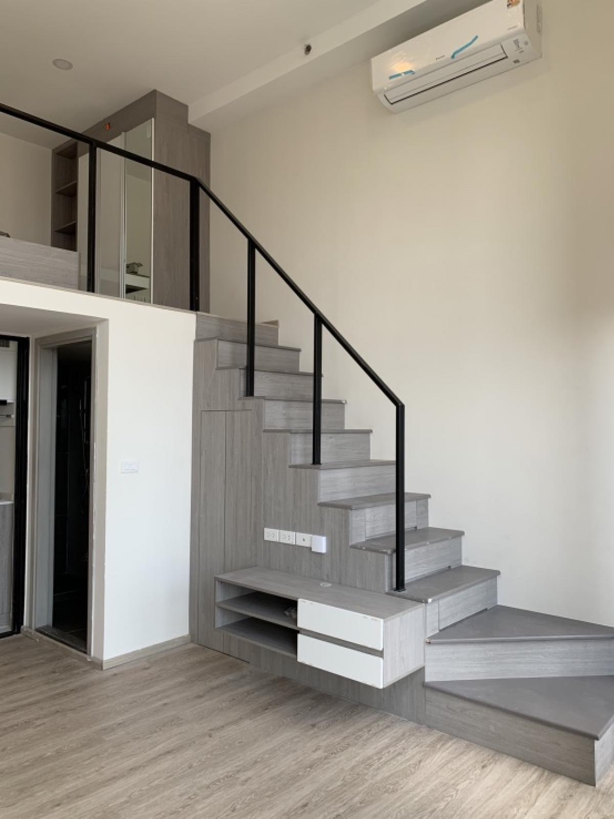 For SaleCondoPinklao, Charansanitwong : For sale brand new project and unit at Origin plug and play sirindhorn, 1 bedroom, near MRT Sirindhorn. This unit not in petfriendly zone