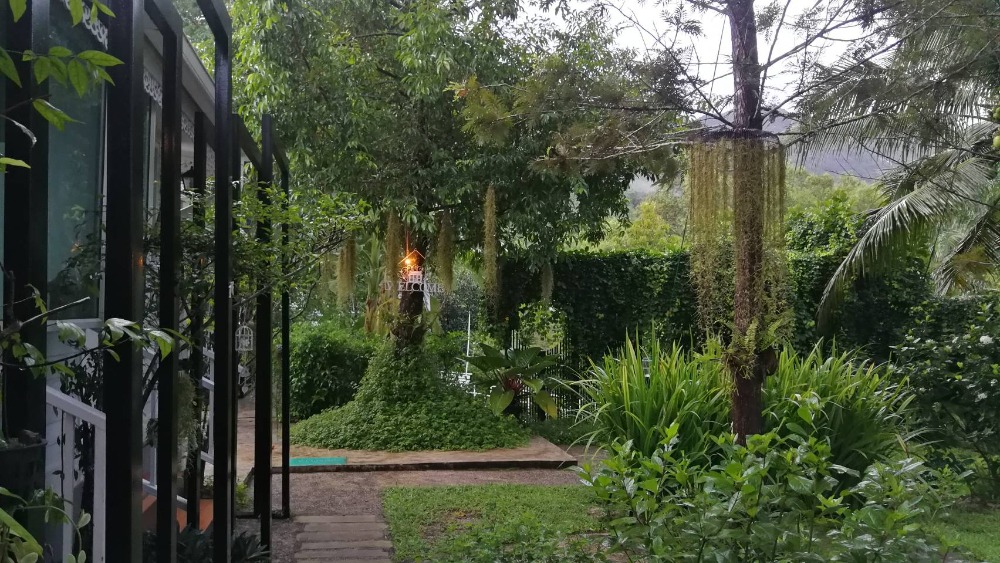 For SaleHotel&Apartment BusinessRanong : Resort for sale in Ranong, almost 1 rai. tourist attraction center Ready to continue.