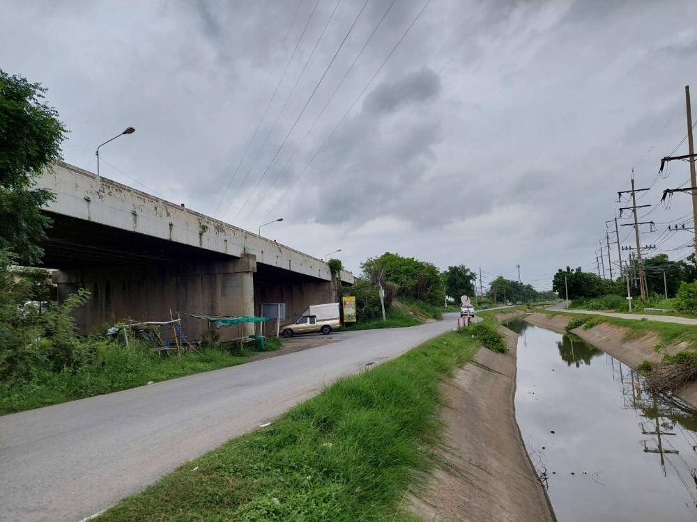 ขายที่ดินสระบุรี : ขายที่ดินใกล้บายพาส ขนาด 2 ไร่ครึ่ง อำเภอเมืองสระบุรี เลียบคลองชลประทาน