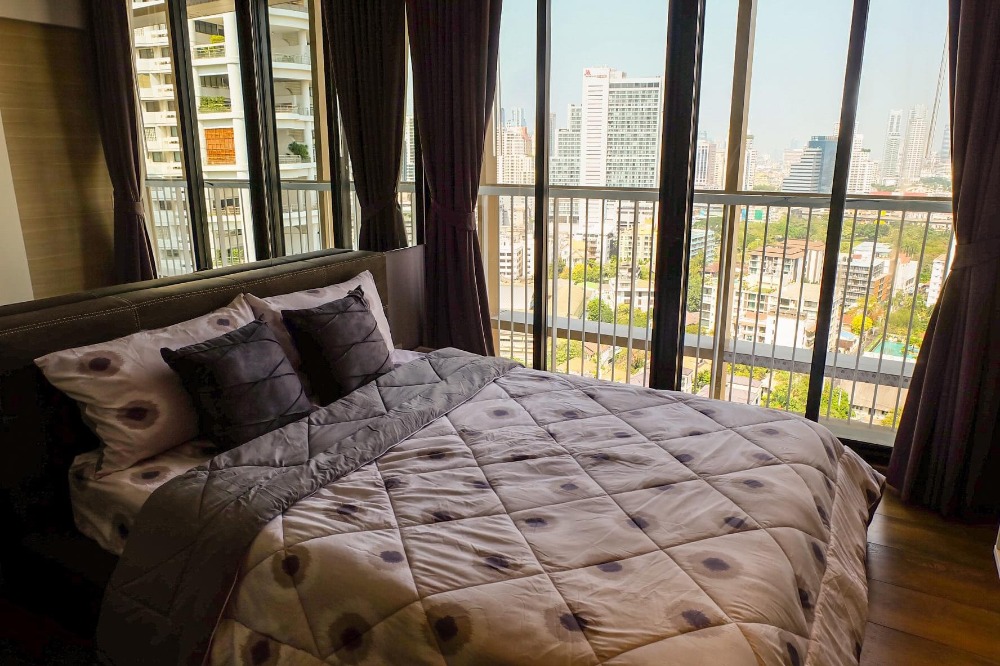 ให้เช่าคอนโดสุขุมวิท อโศก ทองหล่อ : ★ Park 24 ★ 29 ตรม.,ชั้น19 (1 ห้องนอน), ★ใกล้ Bts พร้อมพงษ์ ★Japanese town ★ใกล้ห้างและแหล่งช้อปปิ้งมากมาย  ★ เครื่องใช้ไฟฟ้าครบครัน★