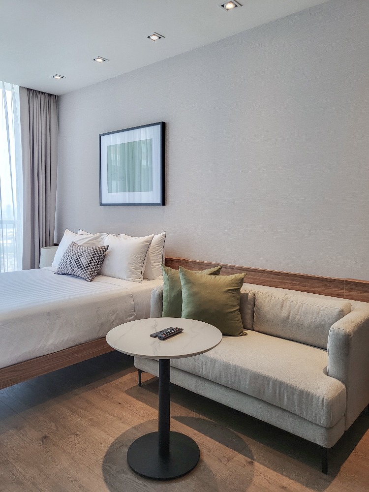 ให้เช่าคอนโดสุขุมวิท อโศก ทองหล่อ : ✅คอนโดให้เช่า ใกล้ BTS พร้อมพงษ์ 🔥Park 24, Park Origin Phrom Phong,Studio room. ⚡🔥ฟรี Wi-Fi 🔥รับสัญญาระยะสั้น