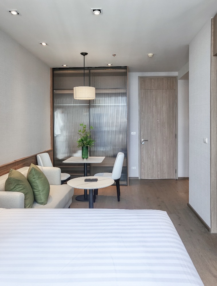 ให้เช่าคอนโดสุขุมวิท อโศก ทองหล่อ : ✅คอนโดให้เช่า ใกล้ BTS พร้อมพงษ์ 🔥Park 24, Park Origin Phrom Phong,Studio room. ⚡🔥ฟรี Wi-Fi 🔥รับสัญญาระยะสั้น