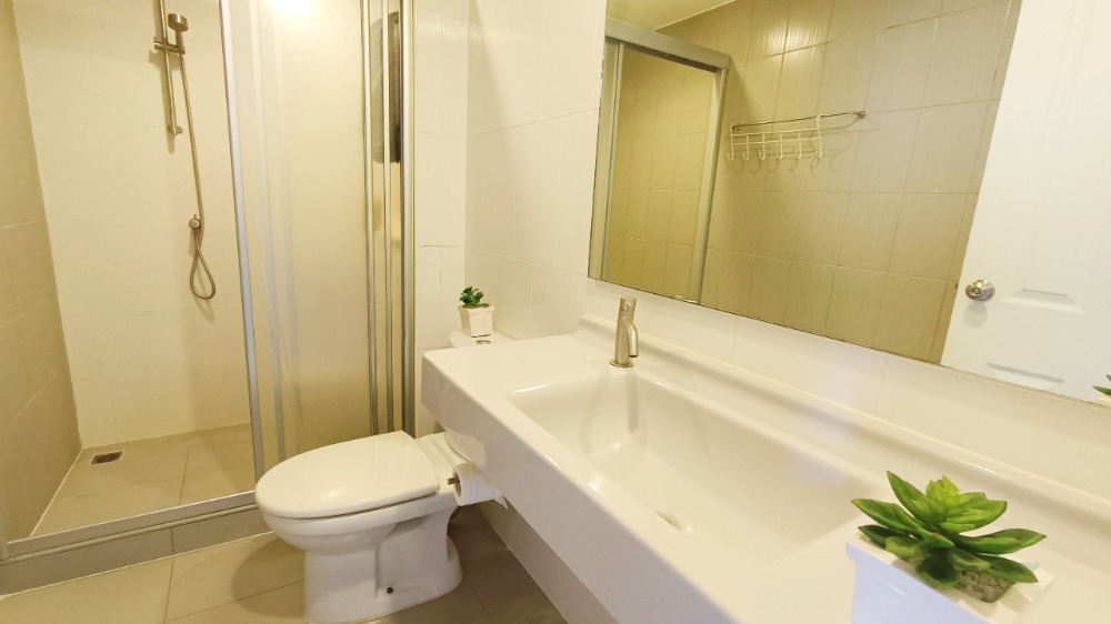 ขายคอนโดพัฒนาการ ศรีนครินทร์ : ปรับราคาลง U Delight Residence Pattanakarn - Thonglor ขายถูกมาก คอนโด ยูดีไลท์ เรสซิเดนซ์ พัฒนาการ-ทองหล่อ ชั้น 22 สภาพสวยมาก เจ้าของเป็นต่างชาติ ไม่ค่อยได้มาอยู่ ขายถูก คอนโดใกล้ Airport Rail Link รามคำแหง