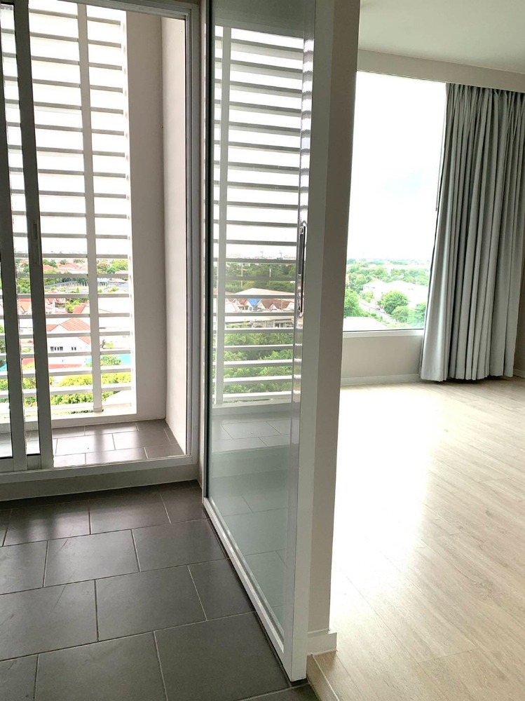 For SaleCondoKaset Nawamin,Ladplakao : Urgent sale!!! Very good price, Condo U Kaset-Nawamin.