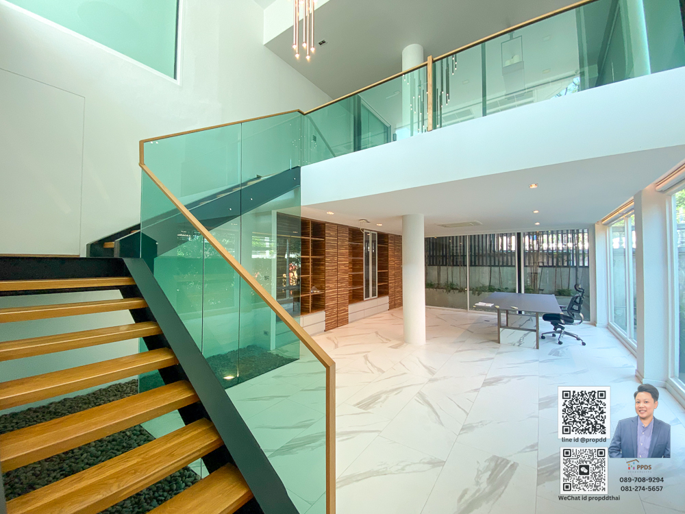 For SaleTownhomeSukhumvit, Asoke, Thonglor : Modern Corner Townhouse for Sale in Thonglor