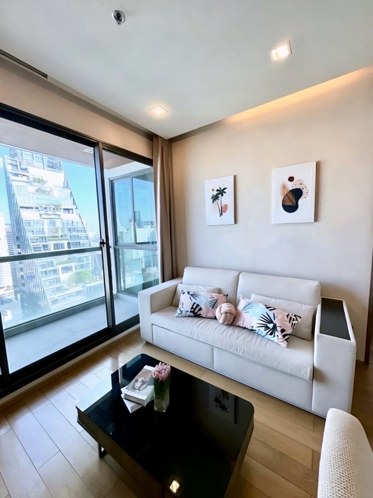 For RentCondoSathorn, Narathiwat : For rent 2 Bd. Condo Full Fur : The Address Sathorn (Soi Sathorn 12) BTS Saint Louis