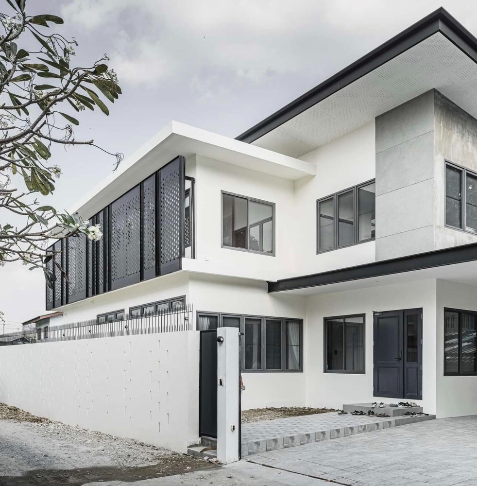For SaleHousePinklao, Charansanitwong : Single house Ratchaphruek Pinklao / 4 bedrooms (SALE) MHOW098