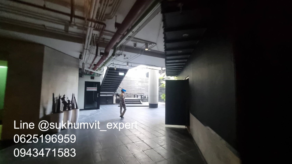 For RentRetail SpaceSukhumvit, Asoke, Thonglor : Phrom Phong for rent, space to open a shop and sell things, good location, can do any legal business. There are many Japanese people. There is a Japanese supermarket.