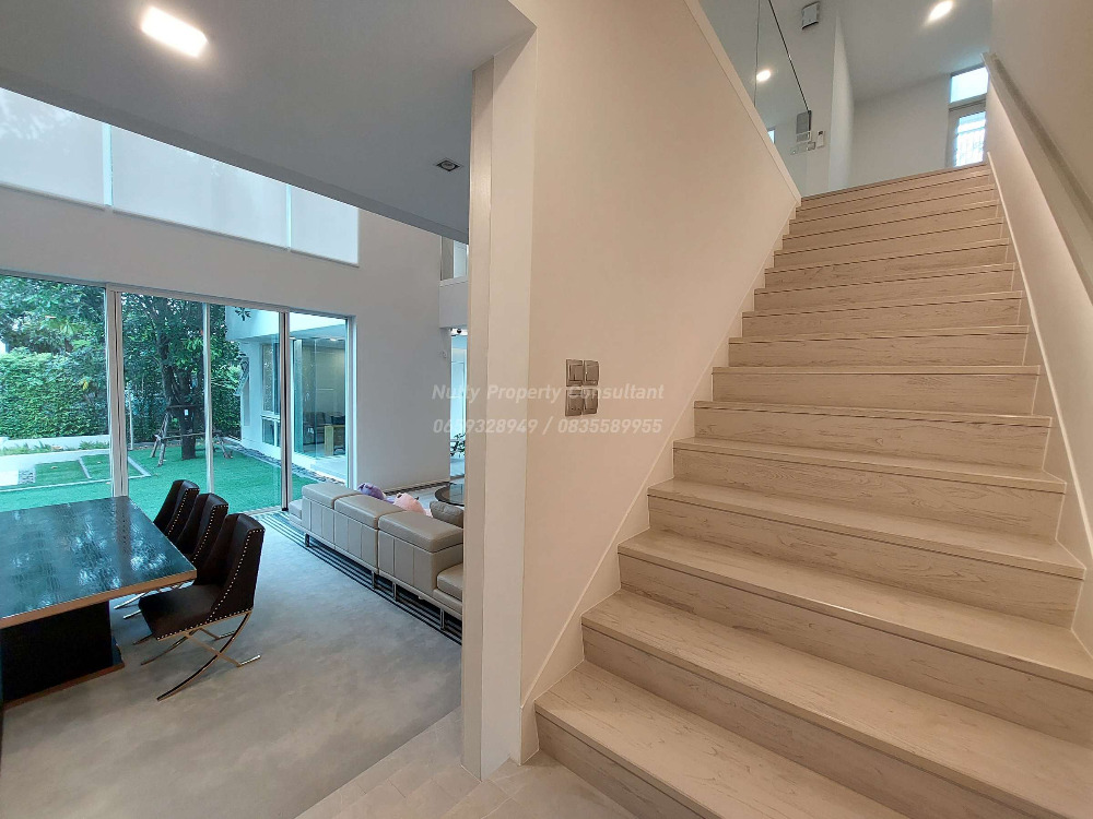 For SaleHouseBangna, Bearing, Lasalle : VIVE Bangna, Super Luxury detached house, Modern style, corner unit close to nature, common garden and swimming pool.