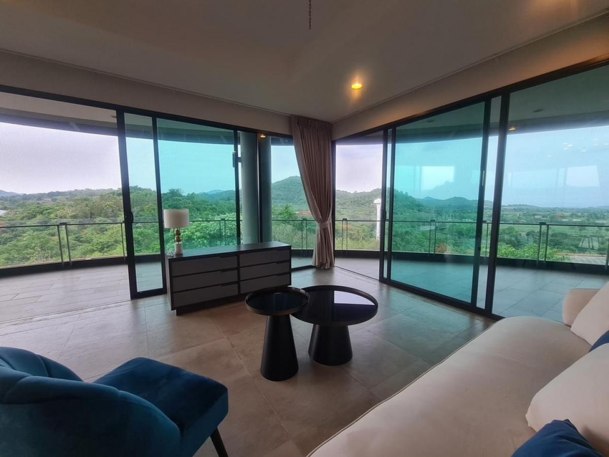 ขายคอนโดปากช่อง เขาใหญ่ : For sale penthouse at Khao Yai , 360 Pano, huge view