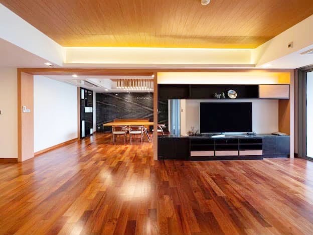 For SaleCondoRama3 (Riverside),Satupadit : For sale: The Pano Rama 3, 3 bedrooms, 4 bathrooms, Duplex 274 sqm., elegantly-decorated. Next to Chao Phraya River.