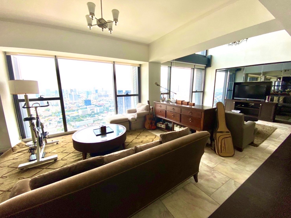 ให้เช่าคอนโดสาทร นราธิวาส : 🔥🔥 For Rent : The Met 300,000THB/Month 366sqm. 4Beds 5Baths Tel. 0959415999