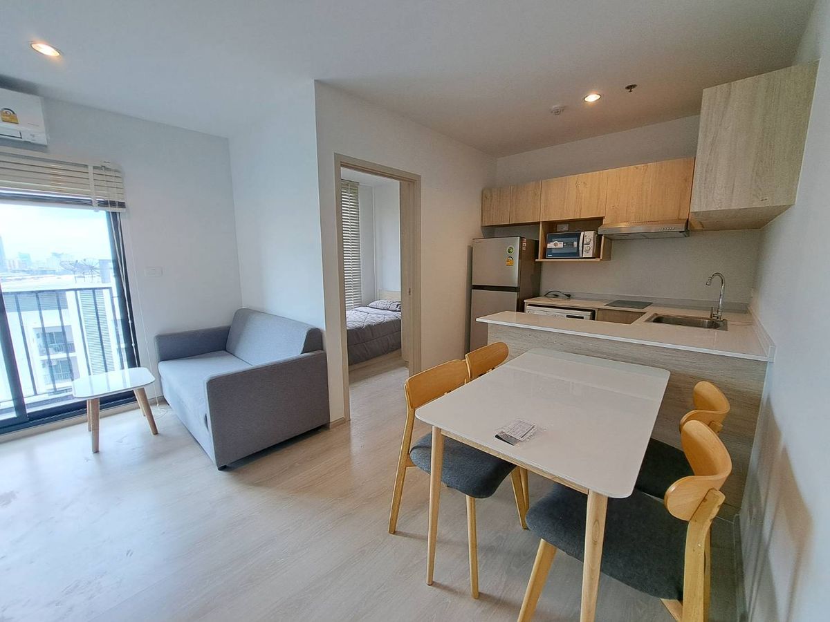 For RentCondoPattanakan, Srinakarin : condo for rent Nue Noble Srinakarin-Lasalle near Yellow line train Sri-Lasalle station