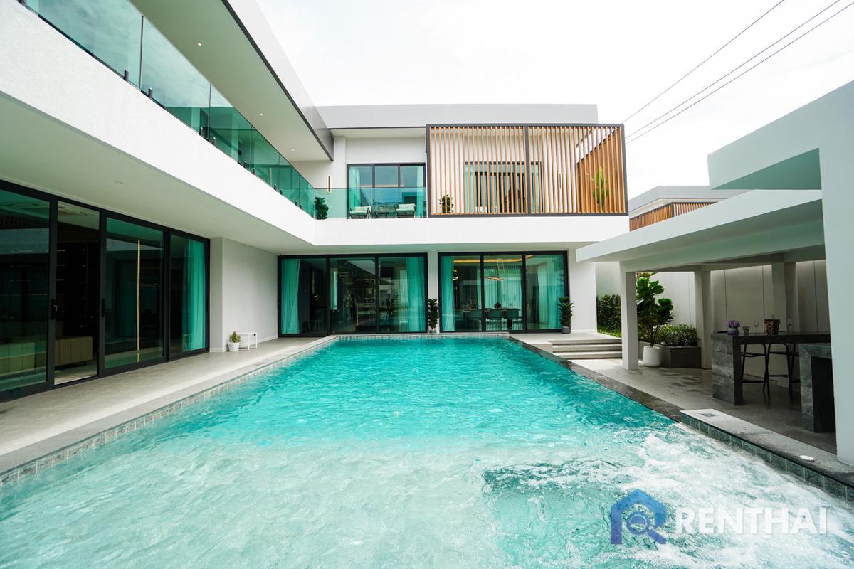 ขายบ้านพัทยา บางแสน ชลบุรี สัตหีบ : สำหรับ ขาย บ้าน 6 ห้องนอน ที่ จอมเทียน