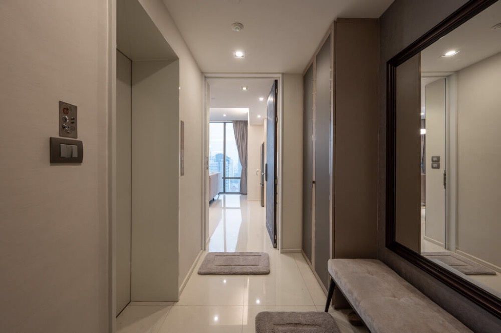 ขายคอนโดสาทร นราธิวาส : 🔥🔥 ขาย 14.29MB The Bangkok Sathorn 64.47sqm. 1Bed 1Baht Tel. 0959415999