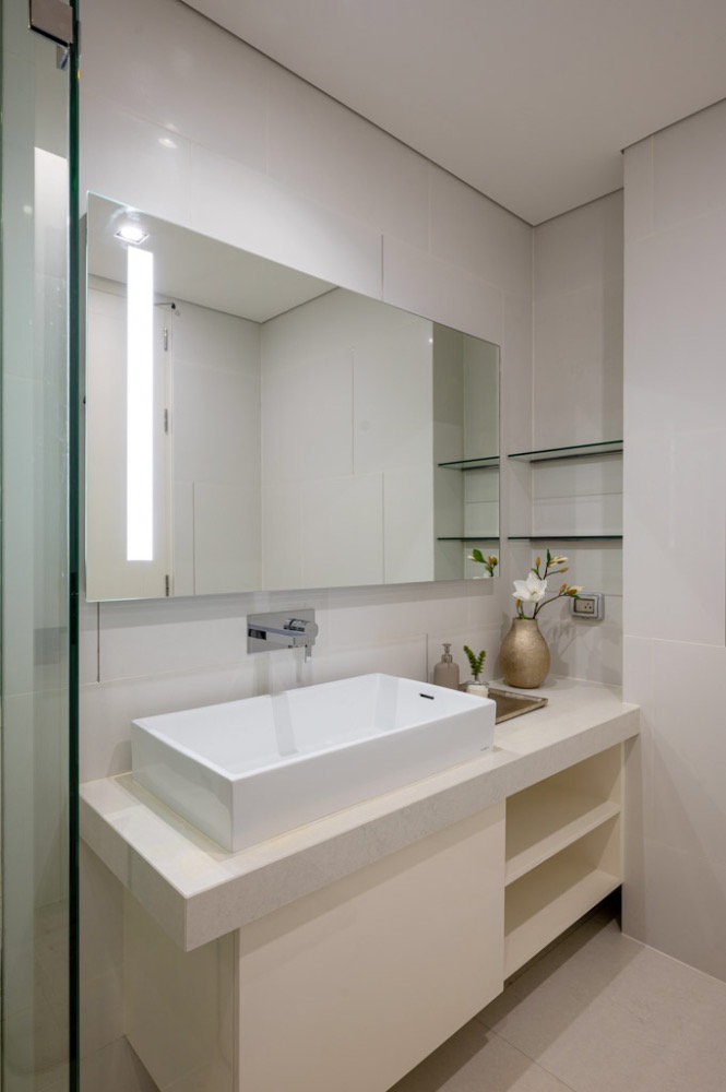 ขายคอนโดสาทร นราธิวาส : 🔥🔥 ขาย 14.29MB The Bangkok Sathorn 64.47sqm. 1Bed 1Baht Tel. 0959415999