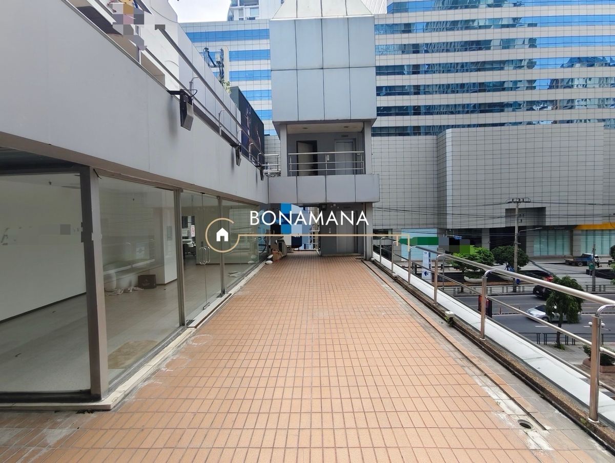 ให้เช่าร้านค้า/ตลาดนัดสุขุมวิท อโศก ทองหล่อ : พื้นที่ธุรกิจ/ออฟฟิศ ให้เช่า ทำเลทอง ใจกลางอโศก (MRT สุขุมวิท 290m)