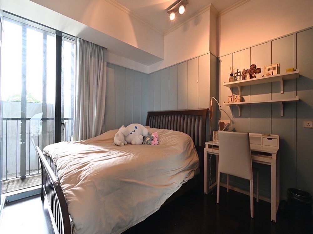 For RentCondoSathorn, Narathiwat : For rent ✨🦋 The Met Sathorn 🦋✨ Duplex 4 bedrooms, complete furniture and electrical appliances, private elevator, very good view, near BTS Chong Nonsi.🚆