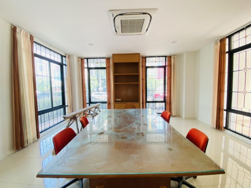 ให้เช่าโฮมออฟฟิศบางนา แบริ่ง ลาซาล : กลางกรุงออฟฟิศปาร์ค บางนา กม3 หรูหราติดถนนบางนาตราด เข้า-ออก จอดรถสะดวก