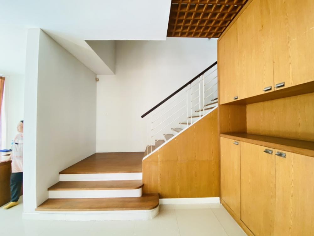 ให้เช่าโฮมออฟฟิศบางนา แบริ่ง ลาซาล : กลางกรุงออฟฟิศปาร์ค บางนา กม3 หรูหราติดถนนบางนาตราด เข้า-ออก จอดรถสะดวก