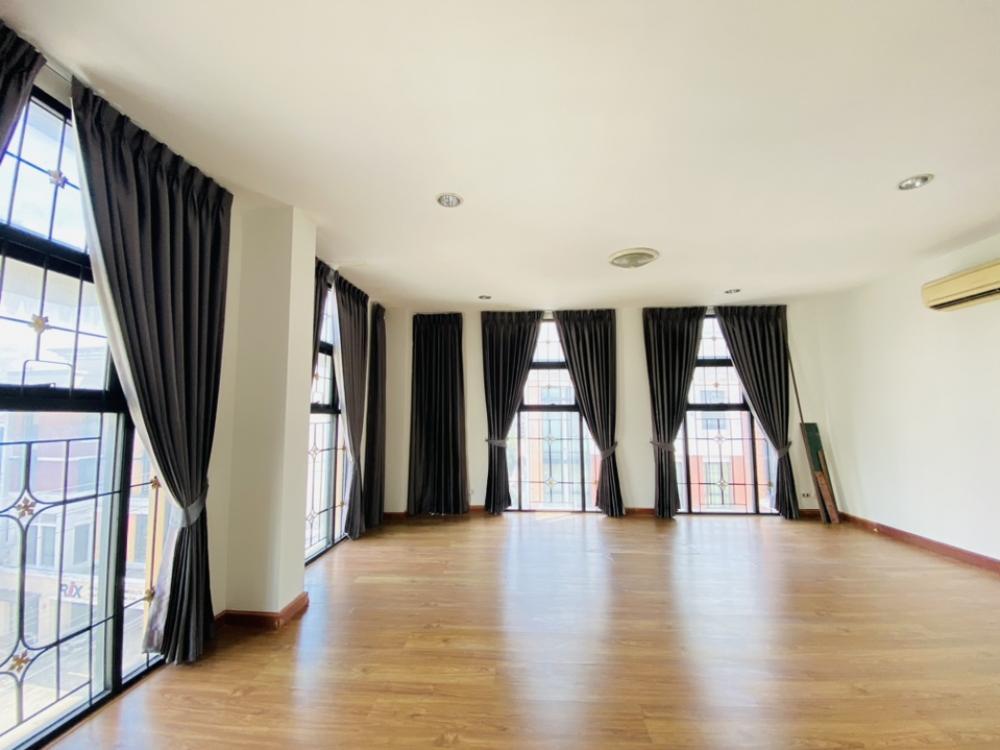 ให้เช่าโฮมออฟฟิศบางนา แบริ่ง ลาซาล : กลางกรุงออฟฟิศปาร์ค บางนา กม3 หรูหราติดถนนบางนาตราด เข้า-ออก จอดรถสะดวก