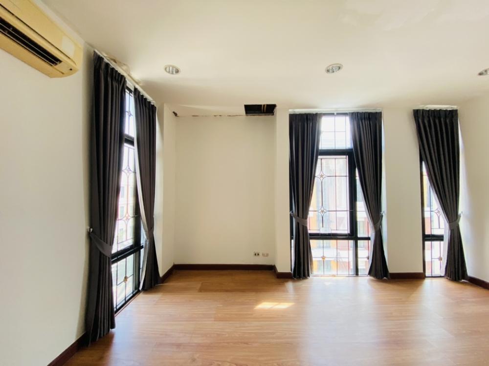 ให้เช่าโฮมออฟฟิศบางนา แบริ่ง ลาซาล : กลางกรุงออฟฟิศปาร์ค บางนา กม3 หรูหราติดถนนบางนาตราด เข้า-ออก จอดรถสะดวก