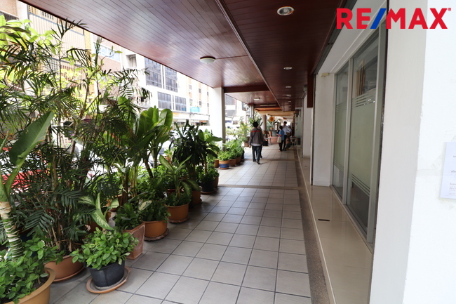 ขายอาคารพาณิชย์ราชเทวี พญาไท : ขายอาคารสำนักงาน ถนนเพชรบุรีตัดใหม่ ย่านประตูน้ำ ผู้เช่าเต็ม ผลตอบแทน 6% คุ้มค่าการลงทุน