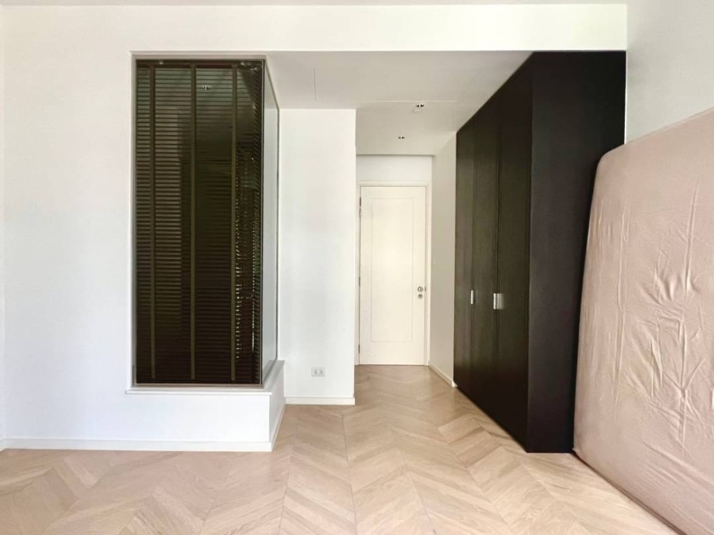 ขายคอนโดสาทร นราธิวาส : 🔥🔥 For Sale 𝐅𝐨𝐮𝐫 𝐒𝐞𝐚𝐬𝐨𝐧𝐬 𝐏𝐫𝐢𝐯𝐚𝐭𝐞 𝐑𝐞𝐬𝐢𝐝𝐞𝐧𝐜𝐞 120sqm. 2Bed 2Baht Tel.0959415999