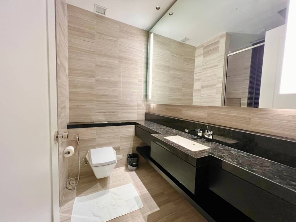 ขายคอนโดสาทร นราธิวาส : 🔥🔥 For Sale 𝐅𝐨𝐮𝐫 𝐒𝐞𝐚𝐬𝐨𝐧𝐬 𝐏𝐫𝐢𝐯𝐚𝐭𝐞 𝐑𝐞𝐬𝐢𝐝𝐞𝐧𝐜𝐞 120sqm. 2Bed 2Baht Tel.0959415999