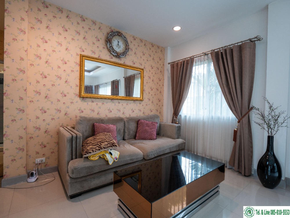 ขายบ้านนวมินทร์ รามอินทรา : ขายบ้านเดี่ยว ราคาดีที่สุดใน หมู่บ้าน ไลฟ์ บางกอกบูเลอวาด รามอินทรา 104 สภาพดีมาก ราคาดีที่สุดจริงๆครับ ขนาด 50.3 ตรว. 167 ตรม. 3 ห้องนอน 3 ห้องน้ำ 2