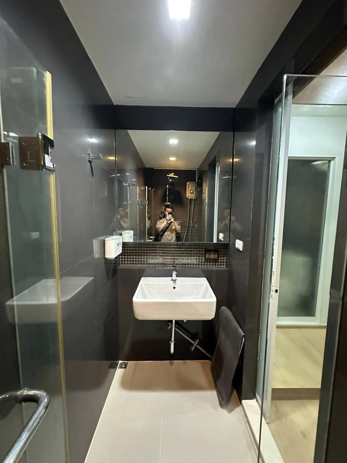 For SaleCondoSapankwai,Jatujak : For Sale Condo , Rhythm Phahol - Ari , BTS-Saphan Khwai , Sam Sen Nai , Phaya Thai , Bangkok ,  CX-126396