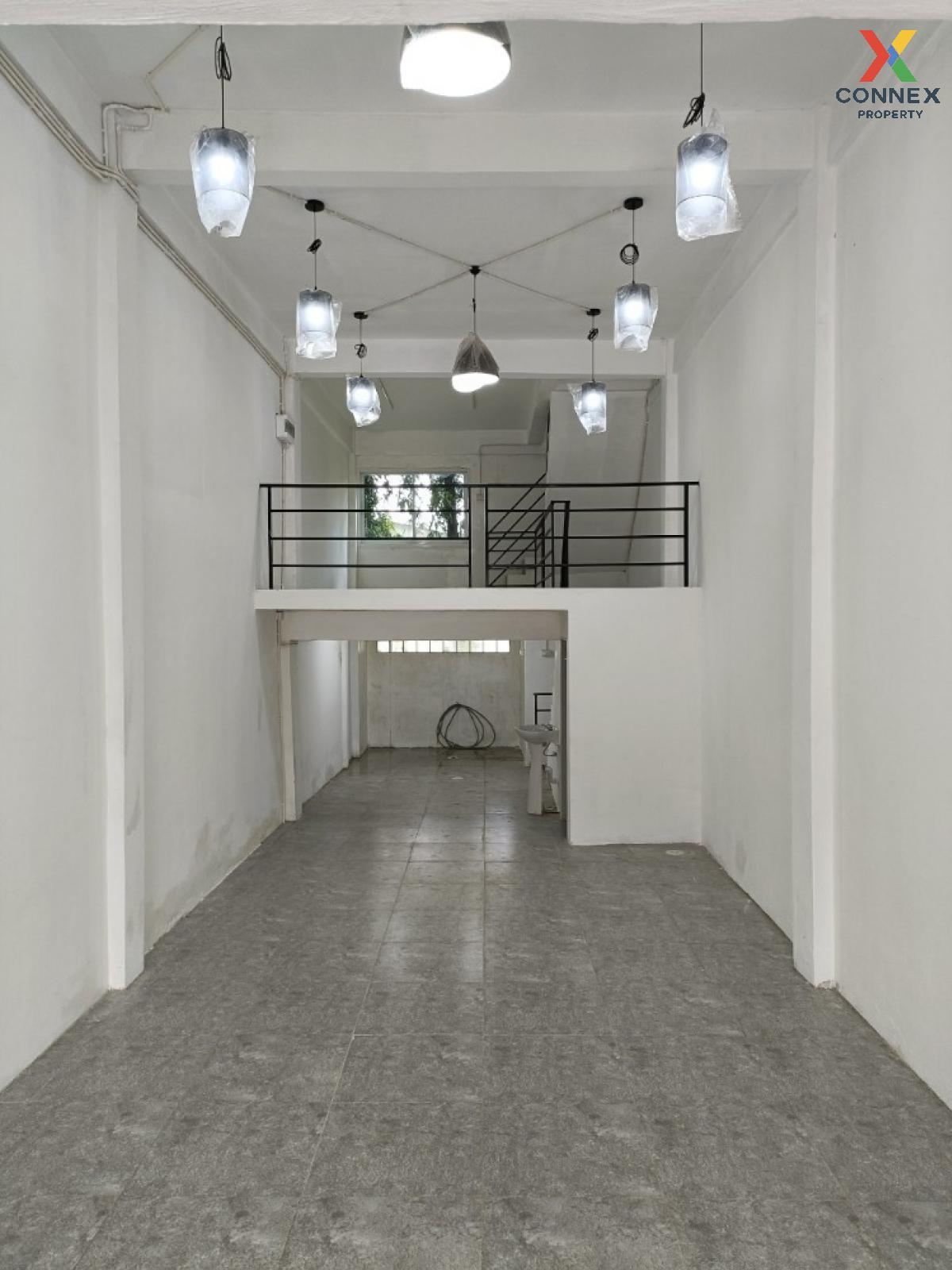 For SaleShop HousePathum Thani,Rangsit, Thammasat : For Sale Commercial building , 4 storey, Bangkok - Pathum Thani , Bang Khayaeng , Mueang Pathum Thani , Pathum Thani , CX-85186