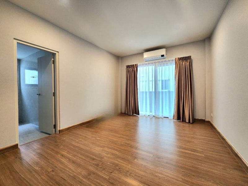 ให้เช่าบ้านบางนา แบริ่ง ลาซาล : For Rent Samut Prakan Single House Centro Bangna Kanchanaphisek Bang Phli BRE20236