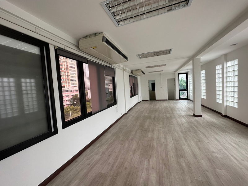 ให้เช่าสำนักงานสาทร นราธิวาส : For Rent Bangkok Office Narathiwas BTS Chong Nonsi Sathon BRE19653