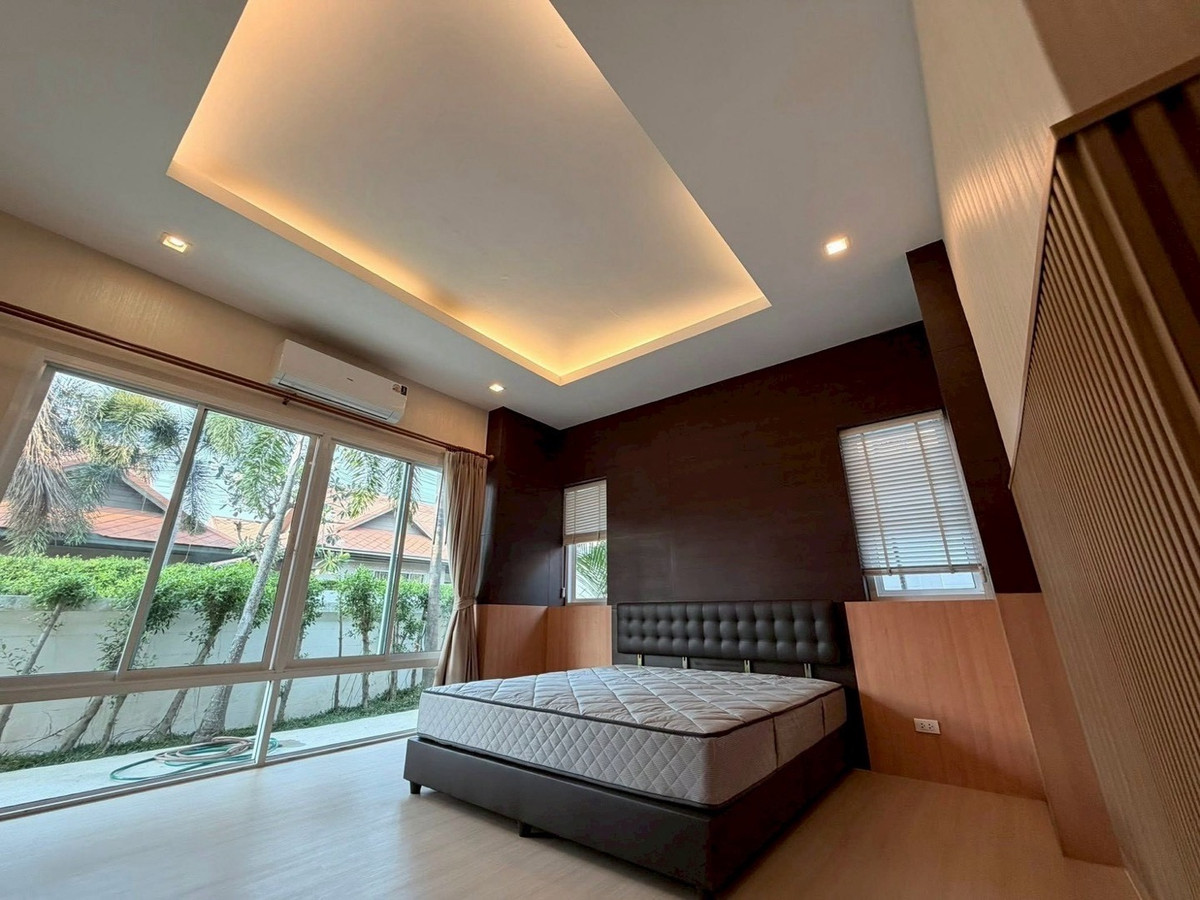 For SaleHousePattaya, Bangsaen, Chonburi : 📢 For Sale with tenant til January 2028
Pattaya Pool Villa near Jomtien Beach | Private Pool Holiday Home Ideal for Investment & Rental Income