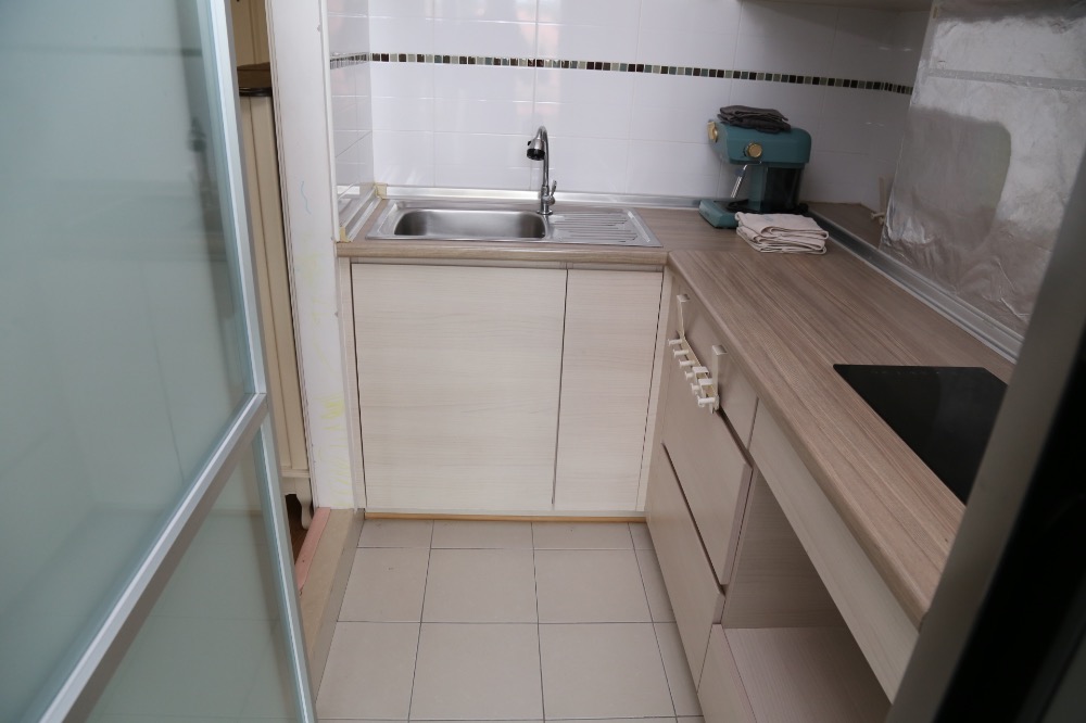 For SaleCondoRama3 (Riverside),Satupadit : Urgent sale 2 bedrooms, price lower than market, 66 sqm, only 4.2 million baht / Lumpini Park Riverside Condo, Rama 3