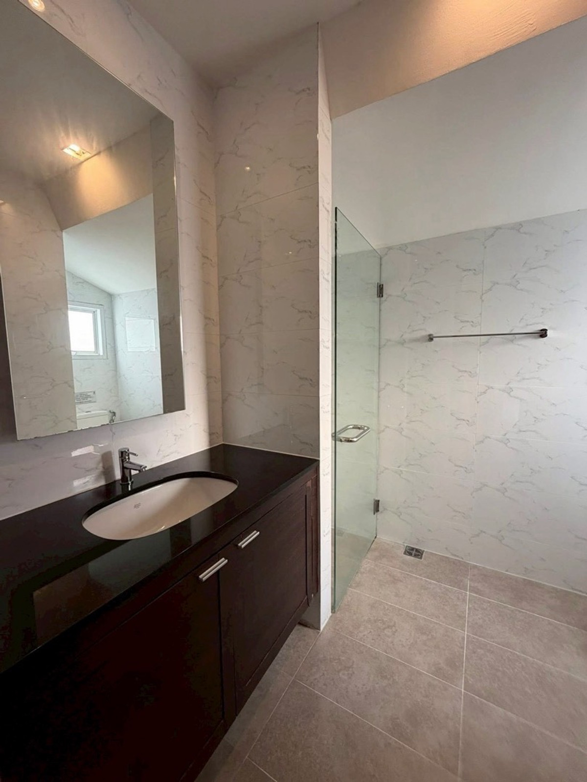 For SaleHousePattaya, Bangsaen, Chonburi : 📢 For Sale with tenant til January 2028
Pattaya Pool Villa near Jomtien Beach | Private Pool Holiday Home Ideal for Investment & Rental Income