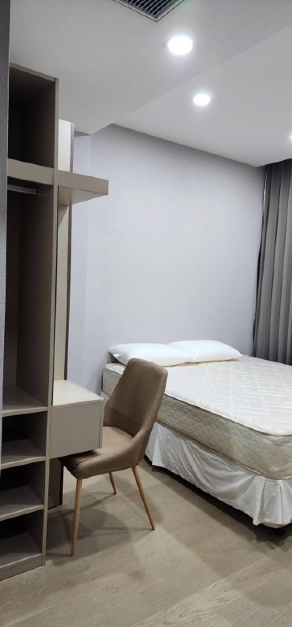 ให้เช่าคอนโดสยาม จุฬา สามย่าน : ถูกมากๆๆๆๆๆ 2 ห้องนอน1 ห้องน้ำ ขนาด 55 ตร.ม ชั้น 18 เตรียมอุดม รพ.จุฬา สวนลุม, BTSศาลาแดง, MRTสีลม, MRTสามย่าน  ที่จอดรถ Super Car, EV @ แอชตัน จุฬา