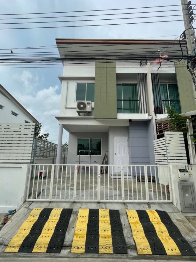 For RentTownhomeOnnut, Udomsuk : For sale/ Foe rent Townhome Nervana Cover On Nut 65