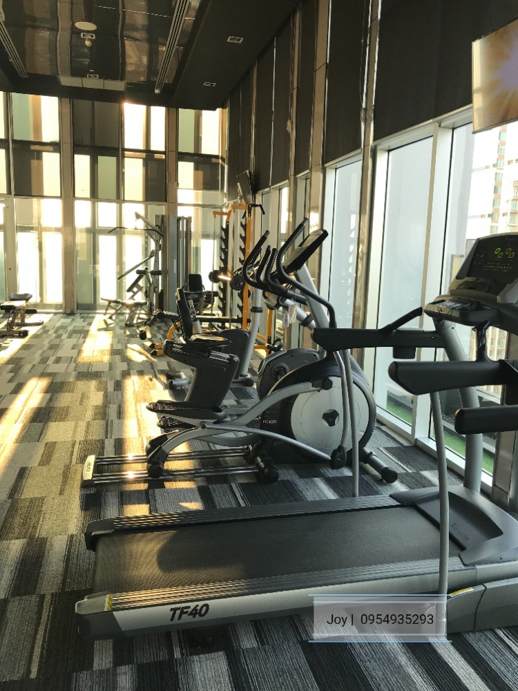 For RentCondoSathorn, Narathiwat : For rent! Condo Rhythm Sathorn Narathiwas ❤ Cheap price for rent for room size 38 sq m. (1 bedroom) and fully decorated, only 17,500 baht/month (including common fees + parking for 1 car). Call. 0954935293 (Joy) Not accepting co.