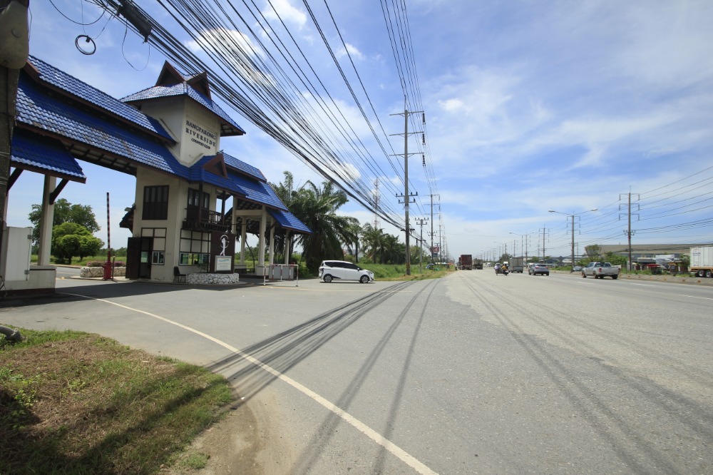 ขายที่ดินฉะเชิงเทรา : ที่ดินสนามกอล์ฟบางปะกงริเวอร์ไซด์ 1-2-01 ไร่ หันหน้าออกแม่น้ำบางปะกง ใกล้กรุงเทพ มอเตอร์เวย์ กรุงเทพ ชลบุรี สายใหม่ 8,800บาท/วา