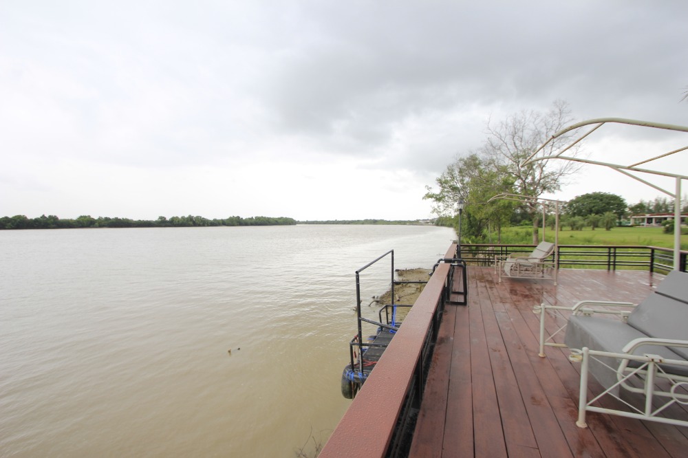 ขายที่ดินฉะเชิงเทรา : ที่ดินสนามกอล์ฟบางปะกงริเวอร์ไซด์ 1-2-01 ไร่ หันหน้าออกแม่น้ำบางปะกง ใกล้กรุงเทพ มอเตอร์เวย์ กรุงเทพ ชลบุรี สายใหม่ 8,800บาท/วา