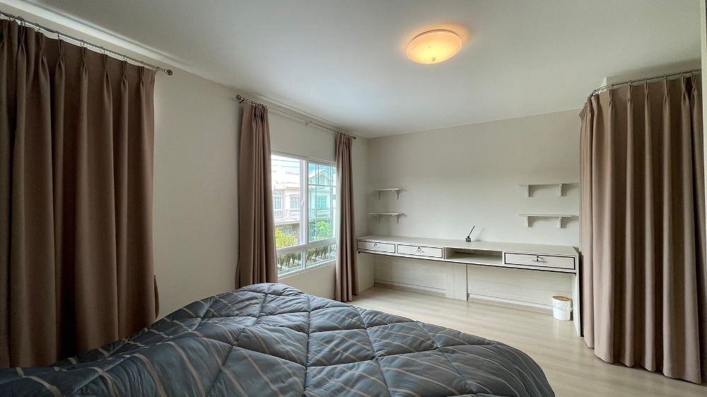 ขายทาวน์โฮมมหาชัย สมุทรสาคร : ขายทาวน์โฮม หลังมุม วิลลาจจิโอ Villaggio เพชรเกษม-สาย4